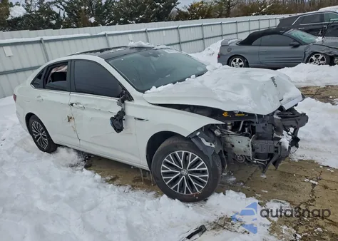 2019 Volkswagen Jetta Sel из США, поврежденный, VIN 3VWE57BUXKM063779